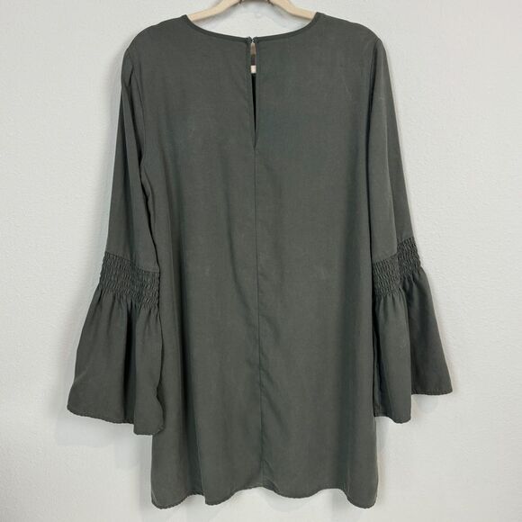 BCBGeneration Bell Sleeve Olive Green Mini Boho Dress M - Picture 4 of 8